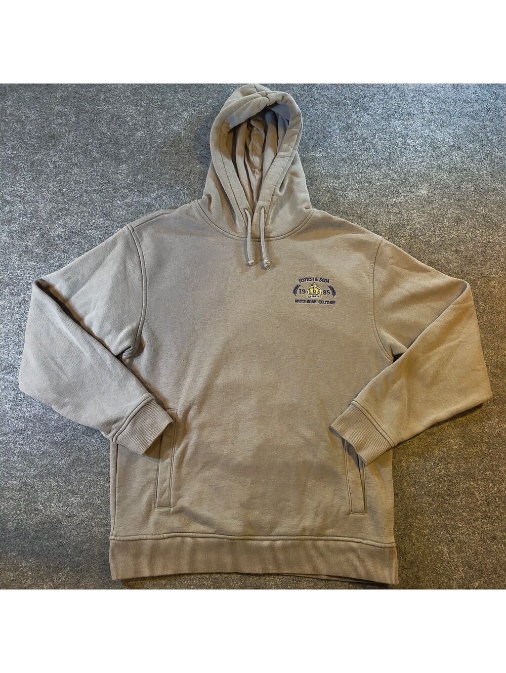 Scotch & Soda Men’s Medium Beige Hoodie Crest Logo Amsterdam